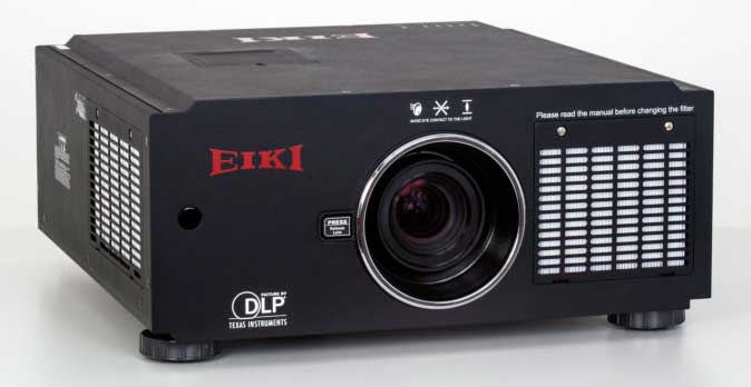 Máy chiếu EIKI EIP-XHS100